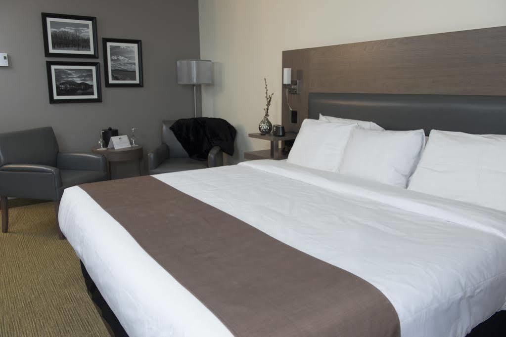 Hotel Rive Gauche Beloeil Экстерьер фото