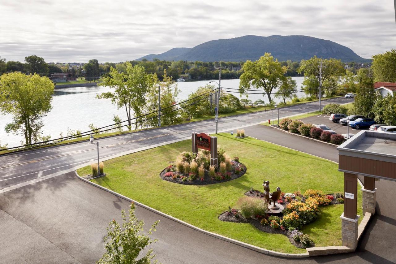 Hotel Rive Gauche Beloeil Экстерьер фото
